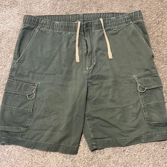 Shorts for men. OP in great shape khaki green color. - Picture 1 of 1
